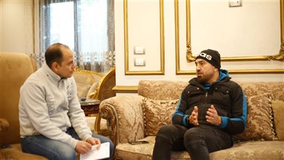 محمد رمضان: لا أشاهد مباريات المنتخب.. ولعبت كورة بالعند واعتزلت بسبب 