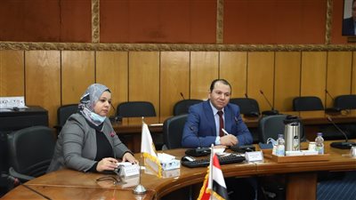 القوى العاملة تبحث أوجه التعاون المشترك مع وزارة العمل الأمريكية 