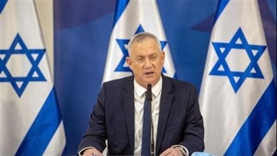 في أول زيارة رسمية.. وزير الدفاع الإسرائيلي يصل البحرين لتوقيع اتفاقية تاريخية