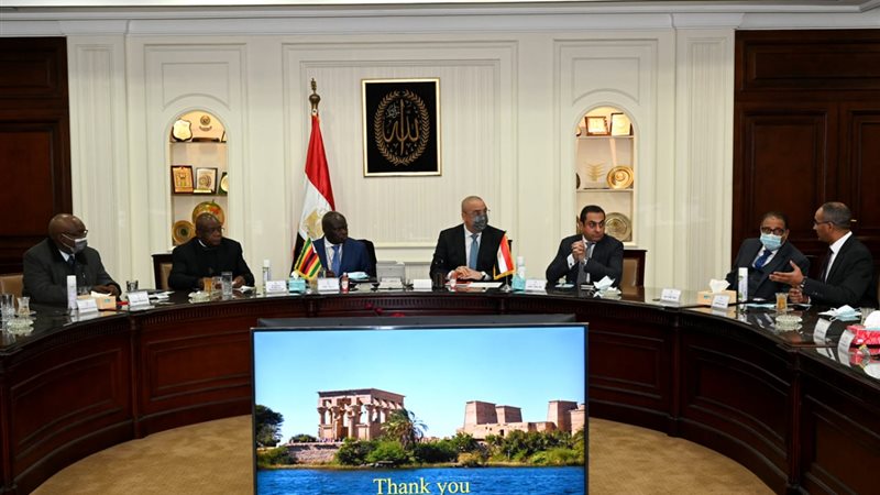 اجتماع وزير الإسكان
