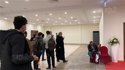 محيي إسماعيل يغادر معرض القاهرة للكتاب بعد انسحابه من ندوته | فيديو