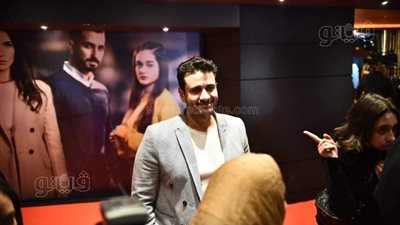 كريم العمري: فيلم أصحاب ولا أعز قدم نماذج موجودة في المجتمع | فيديو