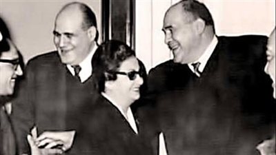 فلاحة فقيرة في أسرة لا تملك قوت يومها.. صراحة غير مسبوقة لأم كلثوم في مذكراتها 