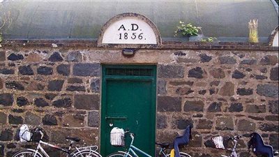 آخرها تم بيعه بعد إيذاء المساجين.. أغرب السجون حول العالم| صور