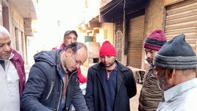 بسبب حريق منزلهم.. تقديم الدعم والمساعدة لأسرة في الدقهلية| صور 