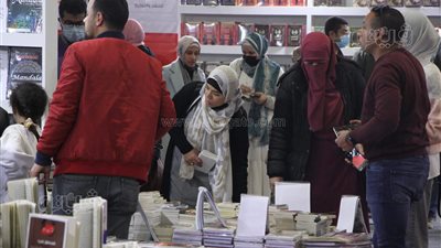 أبرز مشاهد الأسبوع الأول لمعرض الكتاب.. العروض الموسيقية تجذب الزوار.. وشاشات كبيرة لعرض مباريات المنتخب في أمم إفريقيا | فيديو وصور