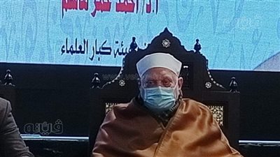 أحمد عمر هاشم: الأزهر حامي الدين ولن يتأذى من الحملات البغيضة | صور 