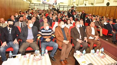 محافظ أسيوط يشهد حفل ختام وتكريم الفائزين بمسابقة «أوائل الطلبة» على مستوى المحافظة