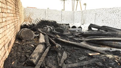 محافظ أسيوط يقرر صرف مساعدات بعد السيطرة على حريق مخزن مواسير بلاستيك