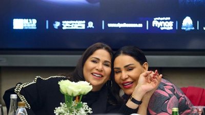 أحلام ونوال الكويتية تجريان بروفات الحفل المرتقب في الرياض