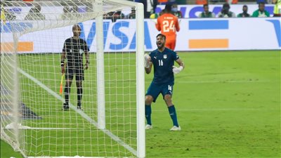منتخب مصر يصعد لنهائي كأس أمم أفريقيا بالفوز على الكاميرون بركلات الترجيح | صور