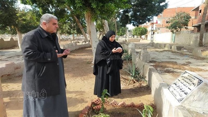 دموع ودماء وقراءة