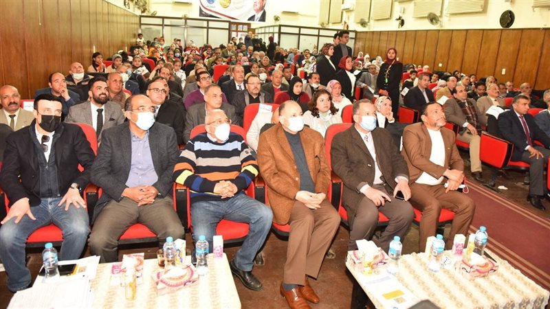 محافظ أسيوط 