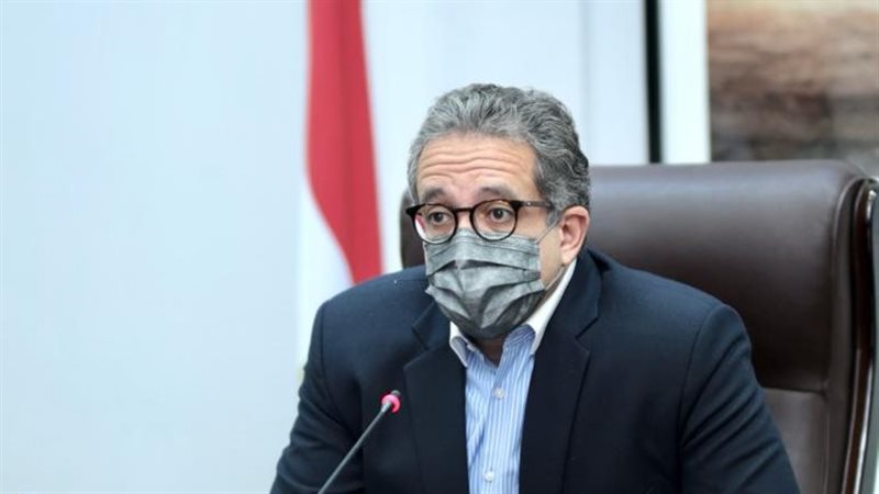 الدكتور خالد العناني