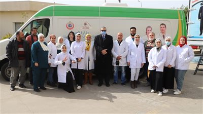 القوى العاملة: قافلة متخصصة فى طب الأسنان للكشف على العاملين