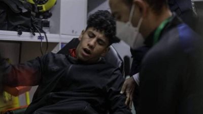 عمار حمدي يجري جراحة الرباط الصليبي بالنمسا