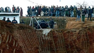 مسئول يطمئن العالم على الطفل ريان: أمل بقائه على قيد الحياة قائم