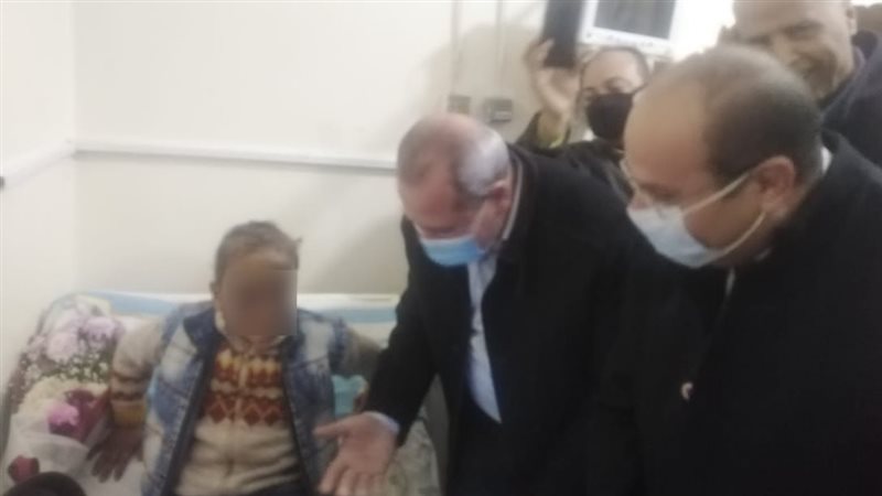  الطفل بطل التعذيب