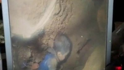 بث مباشر.. شق صخري يعرقل الوصول إلى الطفل ريان