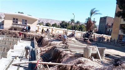 رئيس البداري بأسيوط يتفقد أعمال تنفيذ مشروعات حياة كريمة