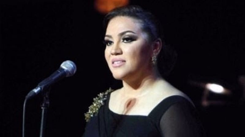 الفنانة مي فاروق،