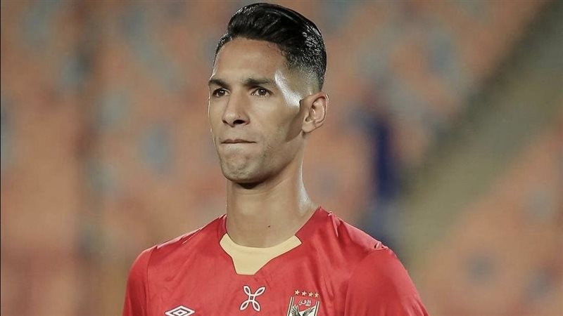 بدر بانون لاعب النادي