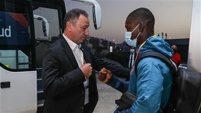 الخطيب يدعم لاعبي الأهلي قبل مباراة مونتيري المكسيكي 