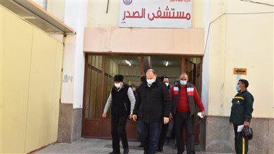 محافظ أسيوط يكشف حقيقة حريق داخل مستشفى الصدر| فيديو 