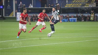 15 دقيقة.. أداء حماسي من لاعبي الأهلي واستمرار التعادل السلبي أمام مونتيري | صور