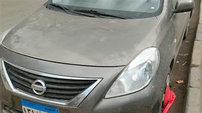 كلبشة السيارات المتعدية علي الأرصفة والجزيرة الوسطي بشمال الجيزة|صور