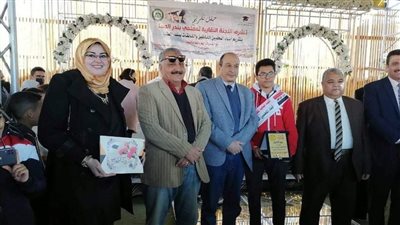 تكريم 170 طالبا فائقا من أبناء معلمي المنيا | صور 