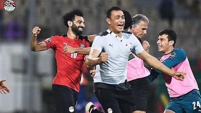 3 قنوات مجانية تذيع مباراة مصر والسنغال 