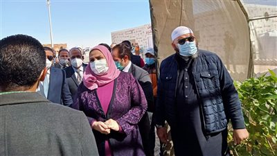 وزيرة التضامن تتفقد واحة الحرير بالوادي الجديد| صور