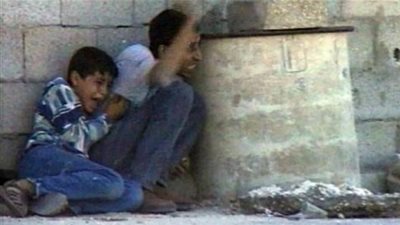 تشييع جثمان شقيق محمد الدرة عقب استشهاده في غارة إسرائيلية (صورة)