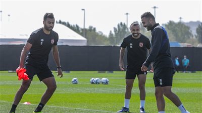 التدريب على التصويب والضربات الثابتة في ختام مران الأهلي 