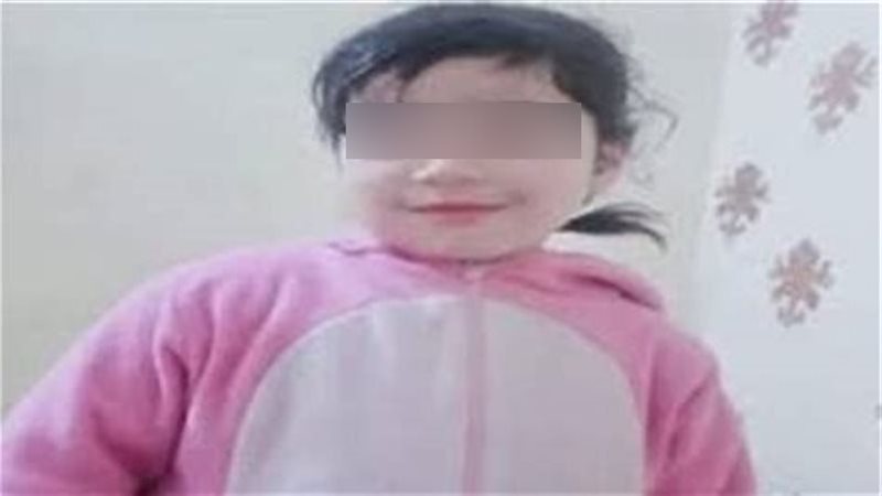 الطفلة ساندي