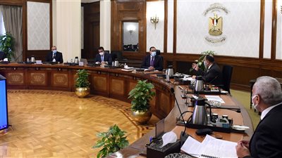 رئيس الوزراء يتابع الموقف التنفيذي للجامعات الأهلية وآليات تمويلها | صور 