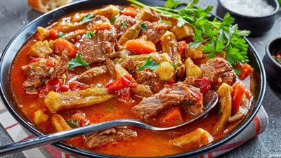 طريقة عمل البامية باللحمة على طريقة الجدات