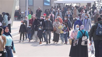 294 ألف زائر فى اليوم قبل الأخير لـ معرض القاهرة الدولي للكتاب