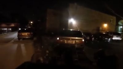 رد فعل غريب لرجل سحبت الشرطة سيارته أمامه بسبب وقوف مخالف | فيديو