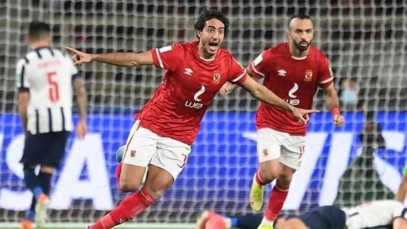 لاعبو الأهلي
