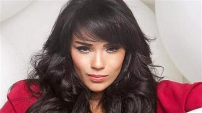 أمينة تخسر المنافسة أمام تامر عاشور وأحمد كامل