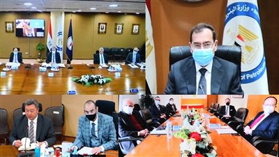 الملا يؤكد ضرورة تضافر الجهود لزيادة إنتاج الثروة البترولية من الخام والغاز