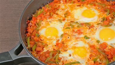 طريقة عمل الشكشوكة المصرية.. أسرع وألذ أكلة 