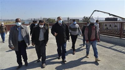 محافظ أسيوط يتفقد المراحل النهائية لمشروع كوبري منقباد 