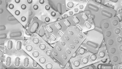 مع تفشي أوميكرون.. تحذير من مسكن الألم 