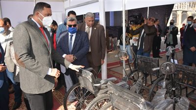 محافظ الدقهلية يفتتح قافلة التمكين الاقتصادي للأسر الأولي بالرعاية|صور 