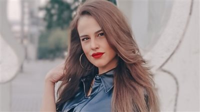 اعرفي موضة شتاء 2022 وطرق تنسيق ملابسها