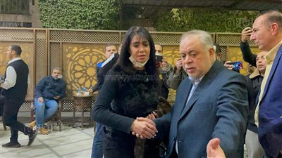 أشرف زكي ولقاء سويدان وأحمد آدم في عزاء جلال الشرقاوي|صور