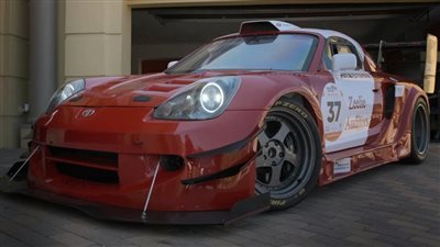 تويوتا MR2 سبايدر تخضع لتعديلات ترفع من قدرة المحرك|فيديو